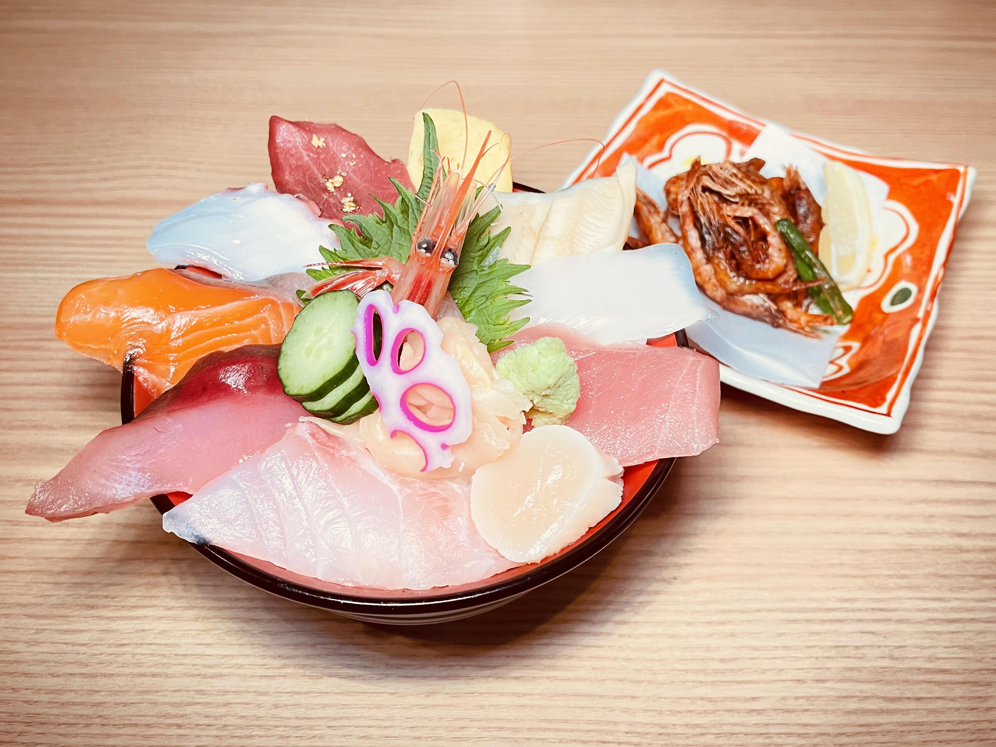 Seafood Rice Bowl and Deep-fried Greasyback Shrimp Set